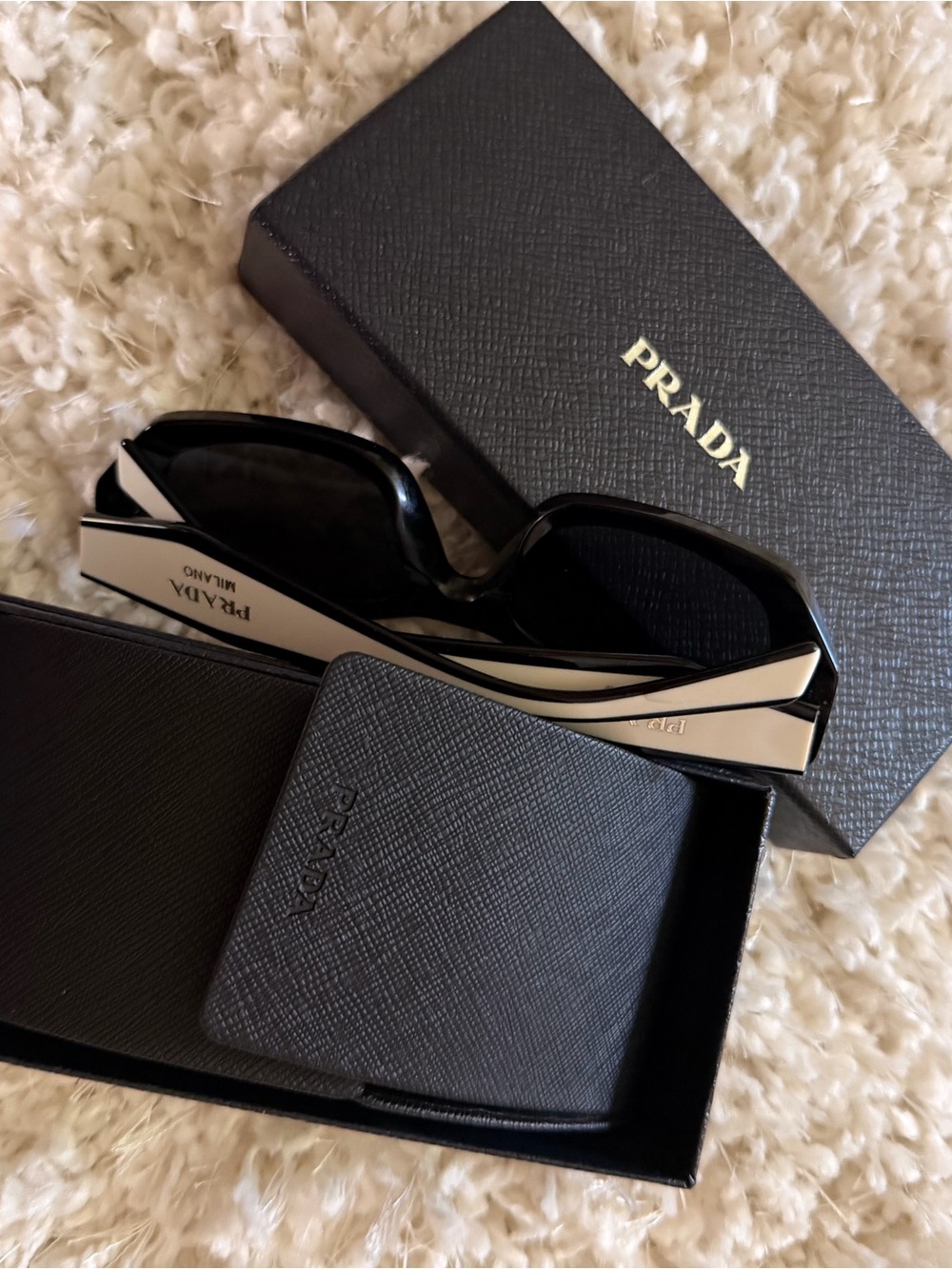 Prada Black and White Sunglasses - Picture 2 of 12